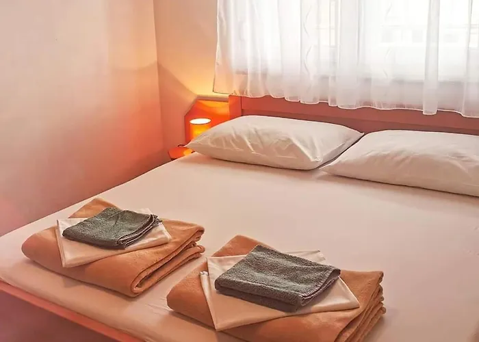 Karlo Apartment