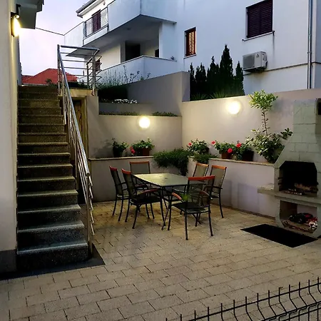 Karlo Appartement *